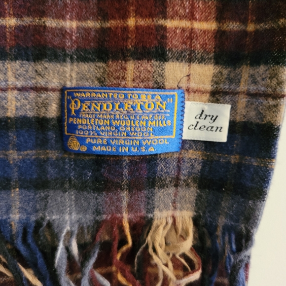 Vintage 70s Pendleton 100% Pure Virgin Wool Scarf Shadow Plaid - Picture 2 of 4